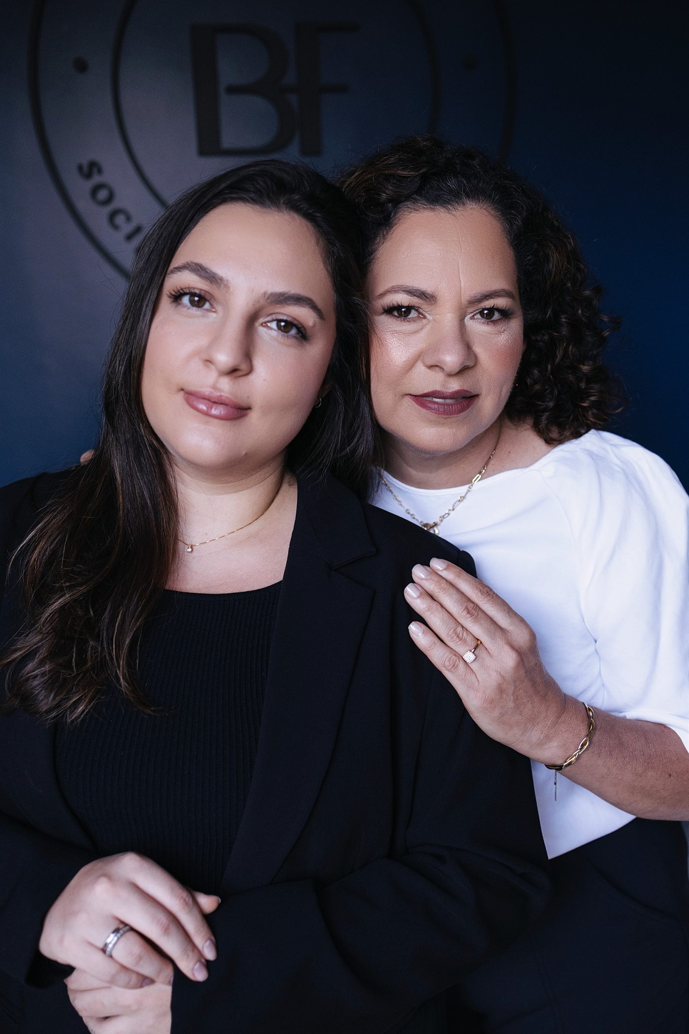 Ceni Bonato e Christiane Ferraz — advogadas responsáveis na Bonato & Ferraz